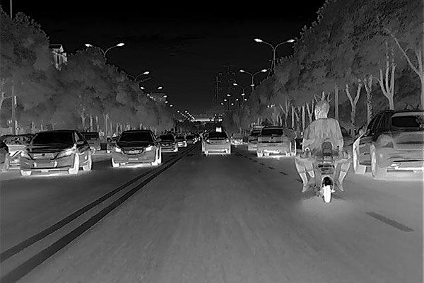 紅外熱成像技術(shù)應(yīng)用于道路質(zhì)量檢測